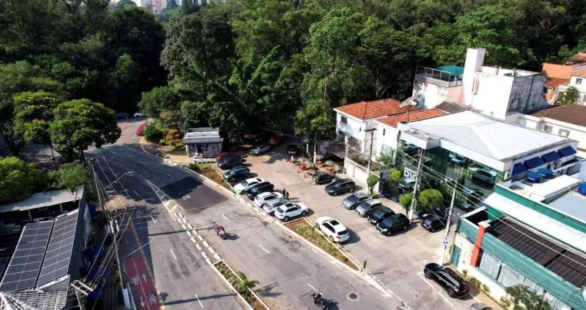 Casa para Venda em São Paulo, Aclimação, 3 dormitórios, 1 suíte, 5 banheiros, 4 vagas