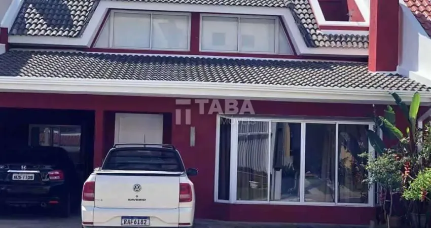 Casa em condomínio fechado com 3 quartos à venda na Avenida Senador Salgado Filho, 1800, Uberaba, Curitiba