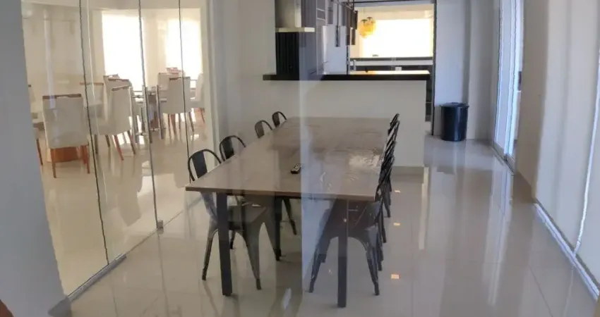 Vila Caiçara, excelente apto 2 dorms, 2 suites, 2 vagas de garagem, próximo ao mar