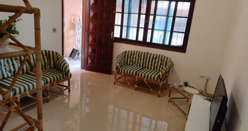 linda casa 2 dorms, suite, área gourmet, 300 mts do mar, vila mar