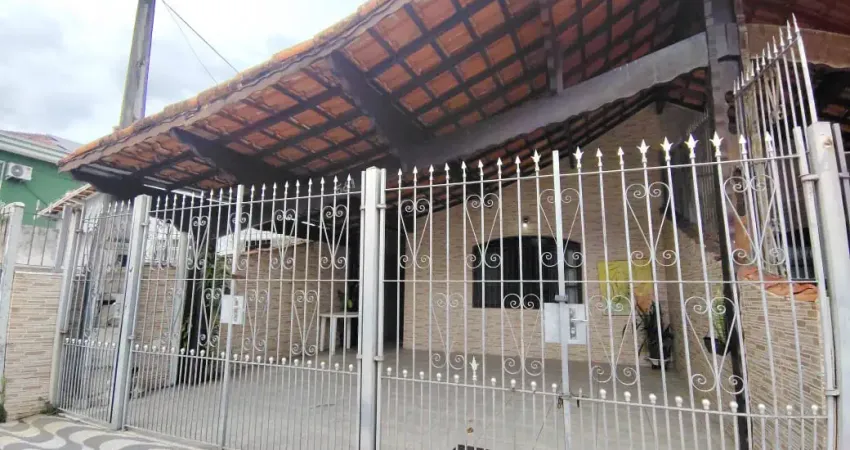 Casa com 2 quartos à venda na Rua Jamil Issa, 10, Vila Caiçara, Praia Grande