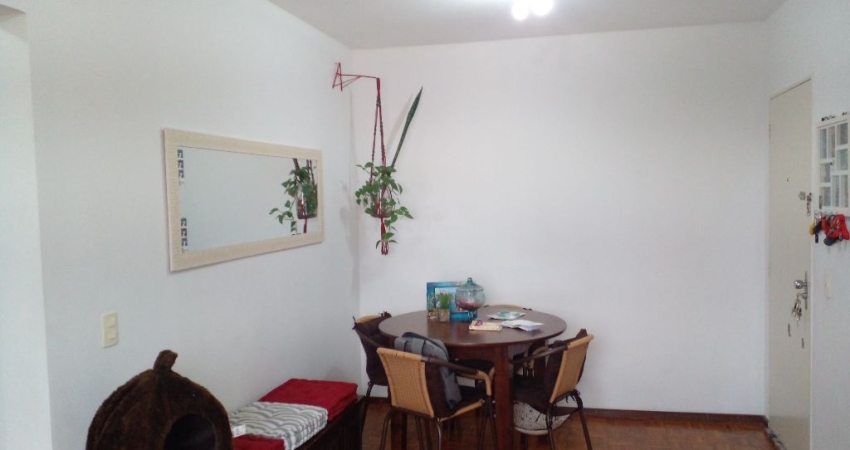 Ap. 2 dorms, Armários, Amplo - Entre Jardim Aurélia e Bonfim