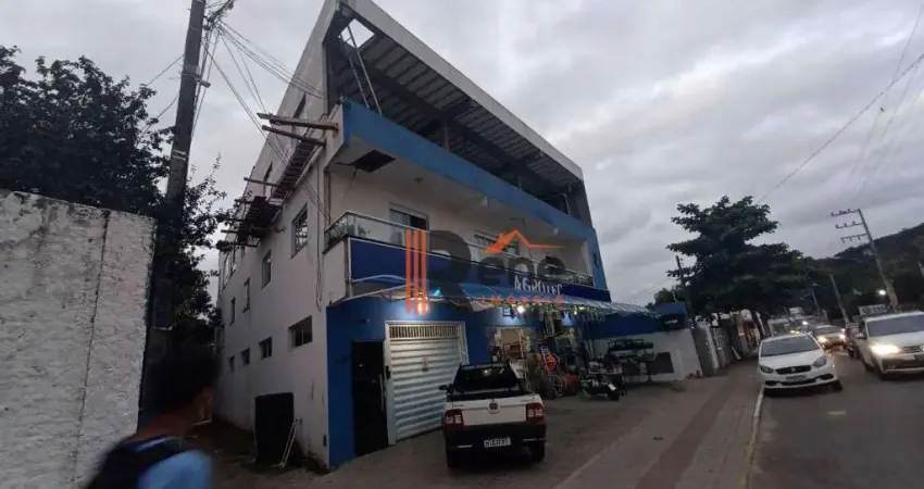 Prédio Comercial no Bairro São Francisco de Assis, Camboriú-SC