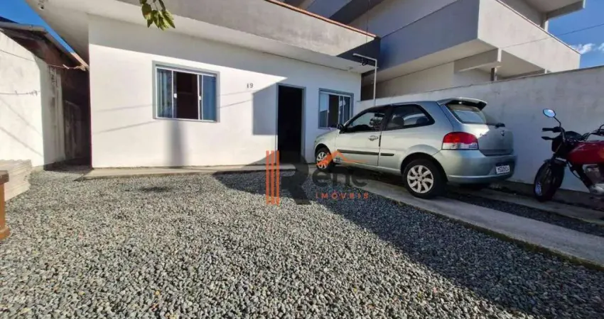 Casa com 2 dormitórios à venda, 80 m² por R$ 650.000,00 - Rio Pequeno - Camboriú/SC