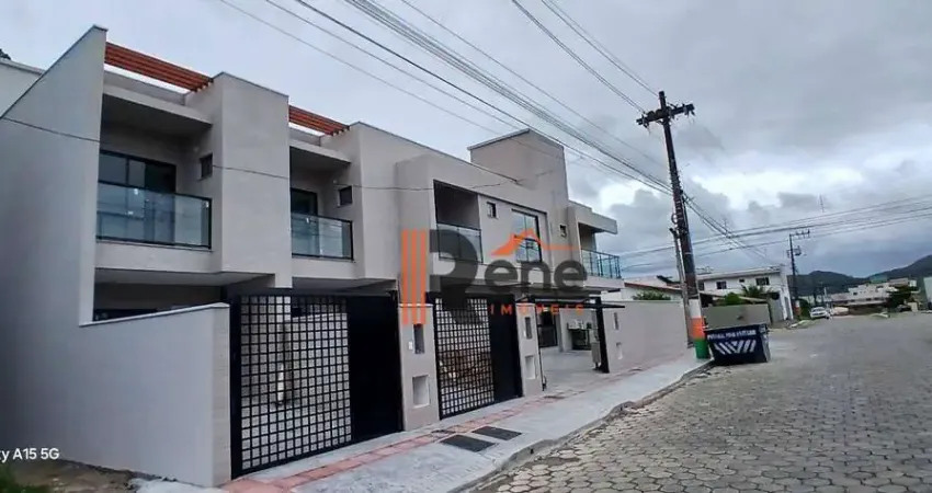 Sobrado com 2 dormitórios à venda, 100 m² por R$ 580.000,00 - Santa Regina - Camboriú/SC