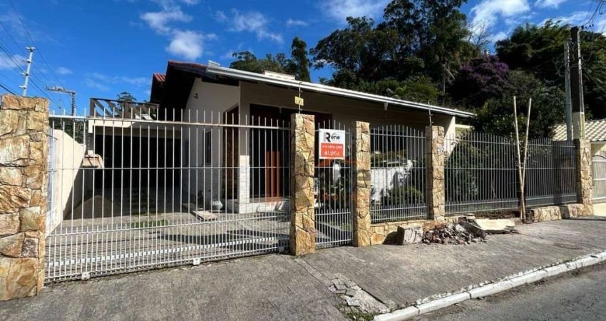 Casa com 3 quartos para alugar no Fazenda, Itajaí 