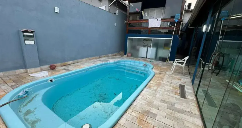 Casa térrea de 03 dormitórios, sendo 01 suíte, à venda no mogi moderno, mogi das cruzes - sp