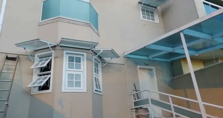 Sobrado de 169m² com 03 dormitórios sendo 01 suíte, à venda na chácara jafet, mogi das cruzes - sp