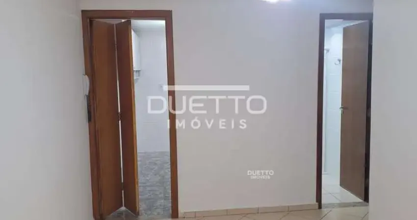 Apartamento de 02 dormitórios, à venda no Jardim Marica, Mogi da Cruzes - SP