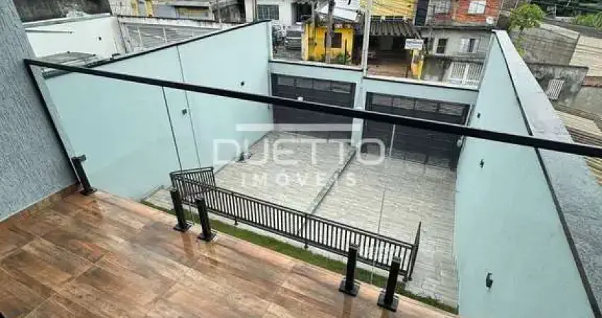 Sobrado Villagio com 02 suítes, à venda no Alto Ipiranga, Mogi das Cruzes - SP