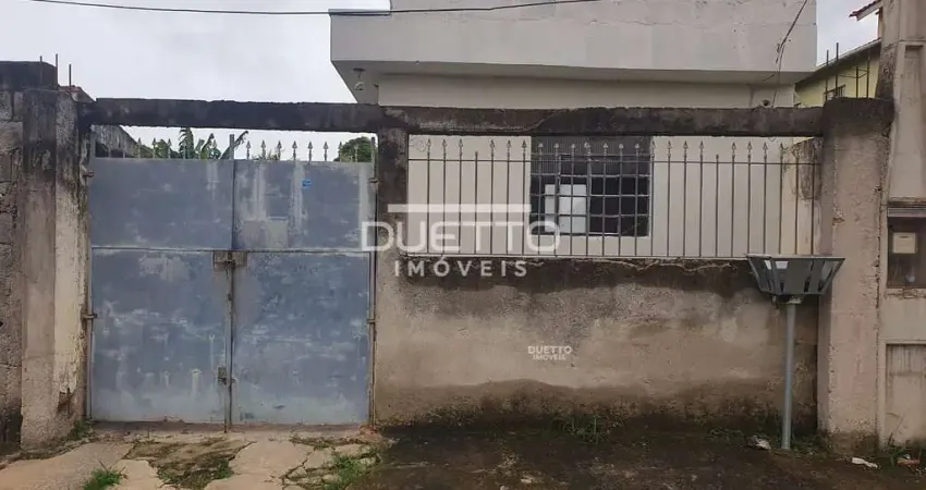 Casa Térrea de 02 dormitórios, à venda no Conj. Hab. Álvaro Bovolenta, Mogi das Cruzes - SP