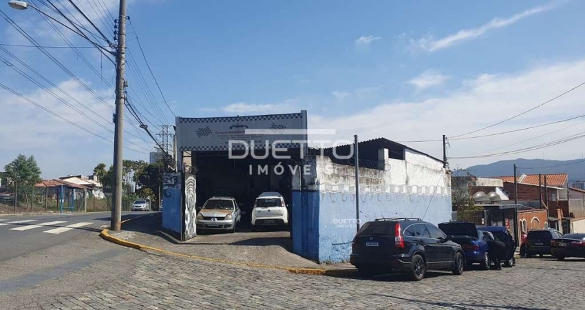 Ponto Comercial de esquina, à venda em Mogi das Cruzes - SP