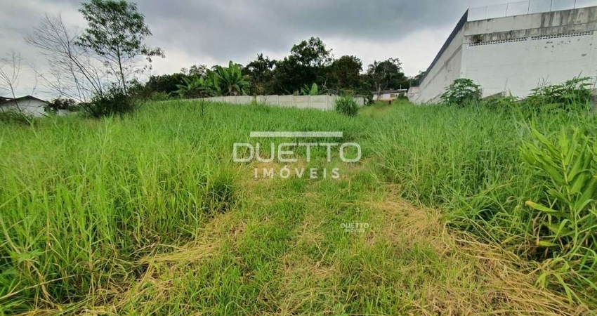 Área à venda no bairro Jardim Aracy em Mogi das Cruzes/SP