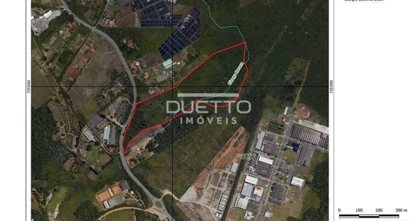 Área/Terreno de 114.900m², plano, à venda em Mogi das Cruzes - SP