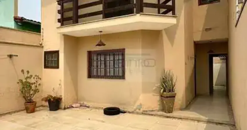 Sobrado de 03 dormitórios, sendo 01 suíte, à locação na vila rei, mogi das cruzes - sp