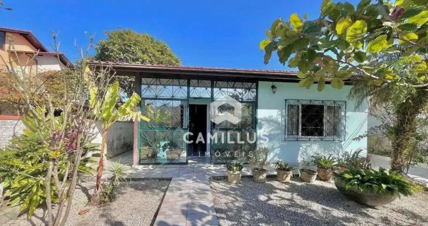 Casa financiavel com 5 dormitórios à venda, 167 m² por r$ 899.000 - carianos - florianópolis/sc