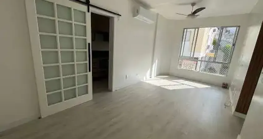 Apartamento com 2 dormitórios à venda, 60 m² por R$ 549.000,00 - Saco dos Limões - Florianópolis/SC