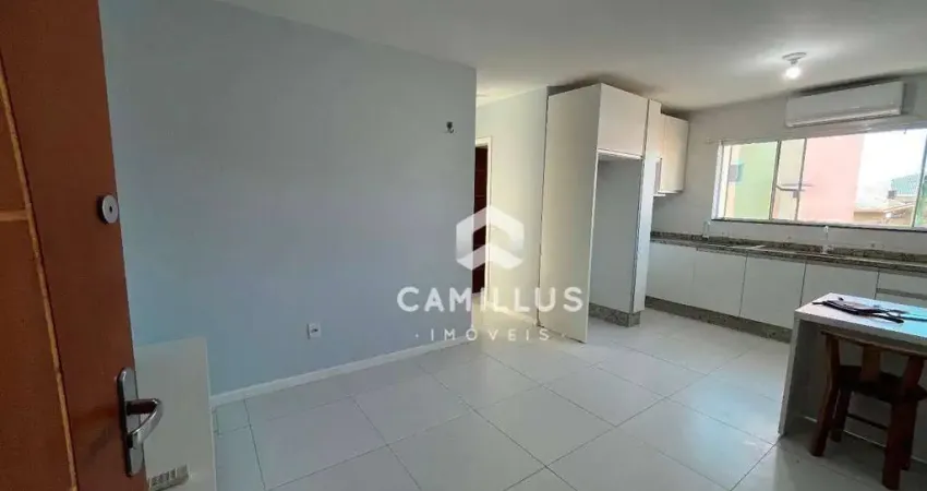 Apartamento financiável com 2 dormitórios à venda, 50 m² por R$ 415.000 - Carianos - Florianópolis/SC