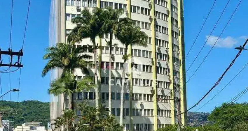 Apartamento Financiável com 2 dormitórios à venda, 47 m² por R$ 585.000 - Centro - Florianópolis/SC