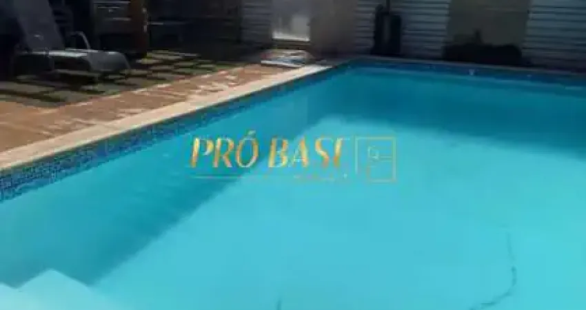 Casa com 3 quartos à venda na Rua Vereador Arthur Manoel Mariano, 212, Forquilhinhas, São José