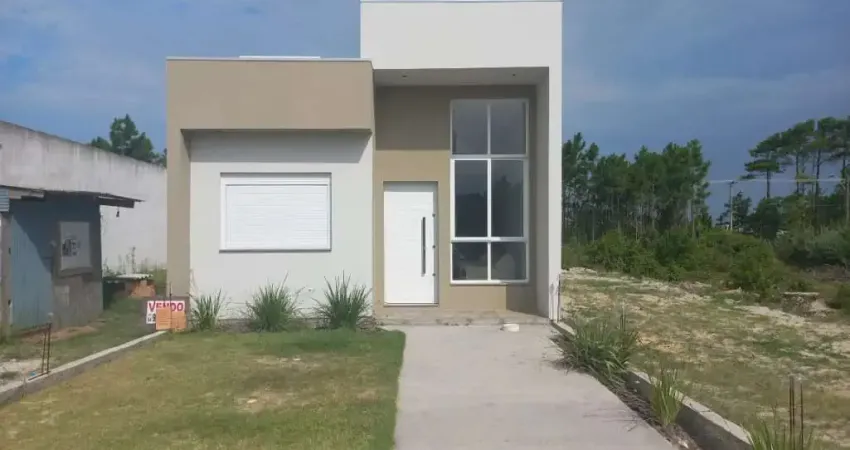 Casa com 2 quartos, demais peças, nunca habitada, no Capão Village em Capão Novo