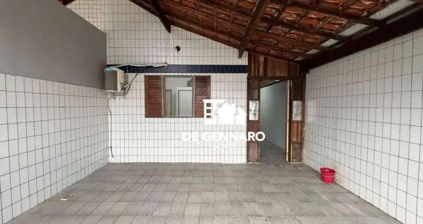Casa com 2 dormitórios à venda por R$ 375.000,00 - Ocian - Praia Grande/SP