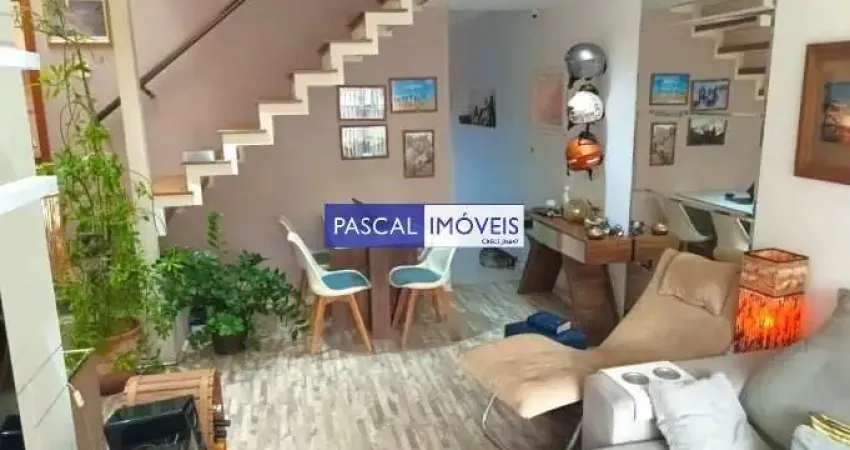 Casa com 3 quartos para alugar na Rua Emboabas, 126, Brooklin, São Paulo