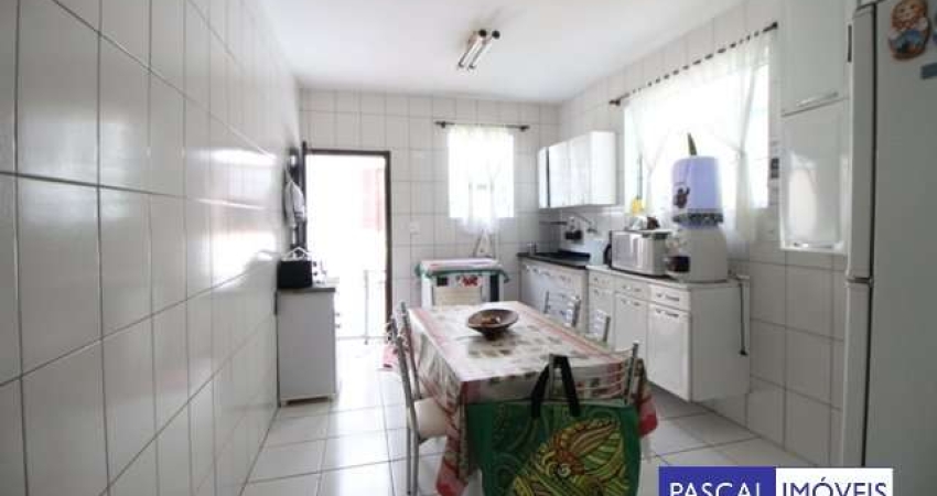 Casa com 3 quartos à venda na Acatunga, 63, Campo Belo, São Paulo