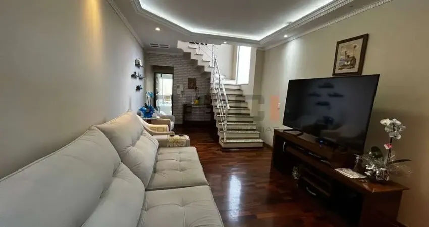 Casa assobradada à venda na vila mogilar – ampla, funcional e muito bem localizada