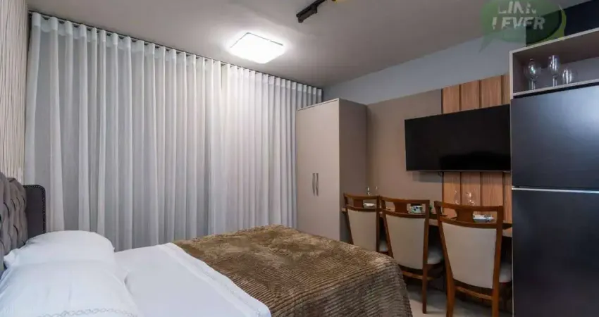 Apartamento com 1 dormitório para alugar, 21 m² por R$ 3.185/mês - Centro - Curitiba/PR