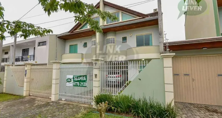 Casa com 3 dormitórios para alugar, 148 m² por R$ 5.611,00/mês - Bacacheri - Curitiba/PR