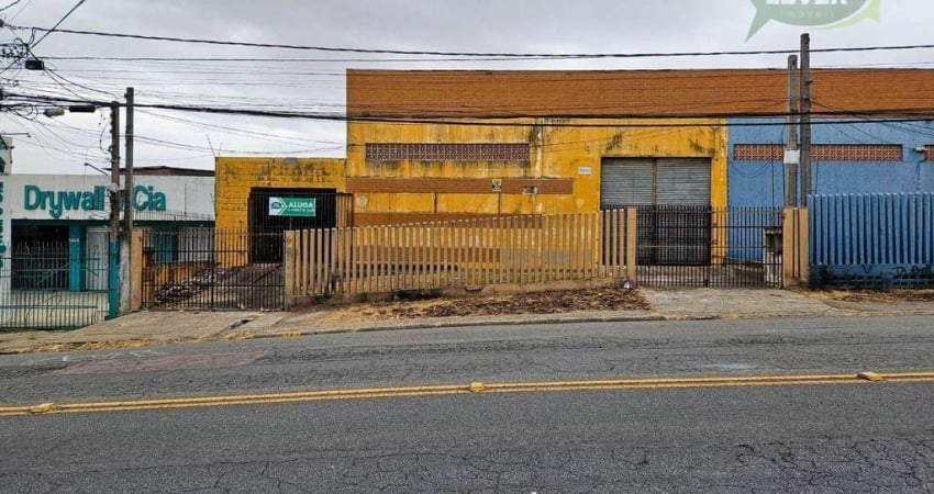 Galpão para alugar, 420 m² por R$ 7.877,00/mês - Centro - Curitiba/PR