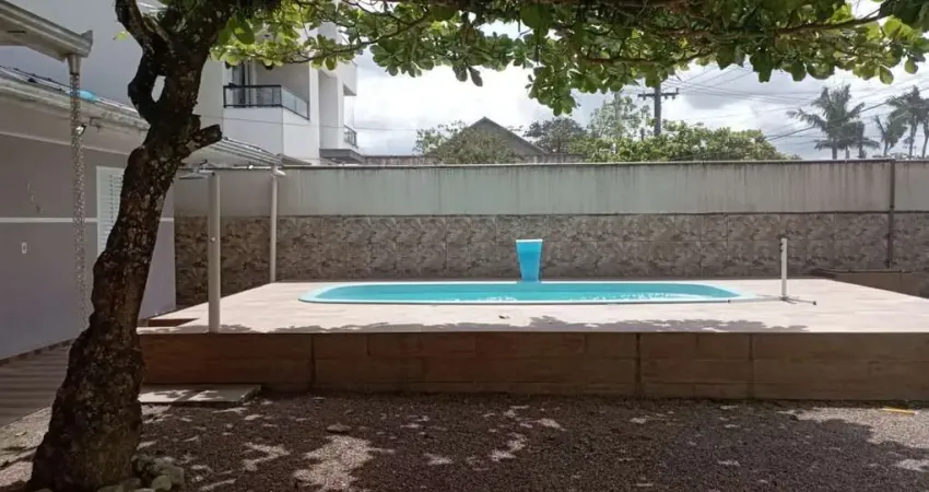 Casa com 3 dormitórios para locação diária, 380 m² por R$ 1200,00/dia - Paese -