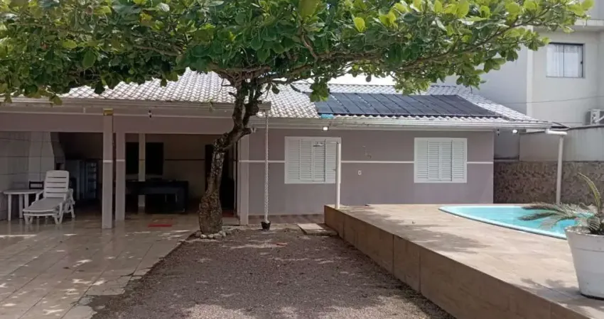 Casa com 3 dormitórios para locação diária, 380 m² por R$ 1200,00/dia - Paese -