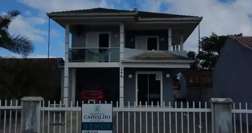 Casa com 3 dormitórios à venda, 140 m² por R$ 800.000,00 - Barra do Sai - Itapoá