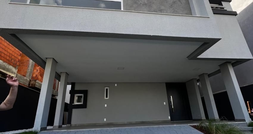 Casa NOVA 172m no São Francisco, acabamentos de primeira
