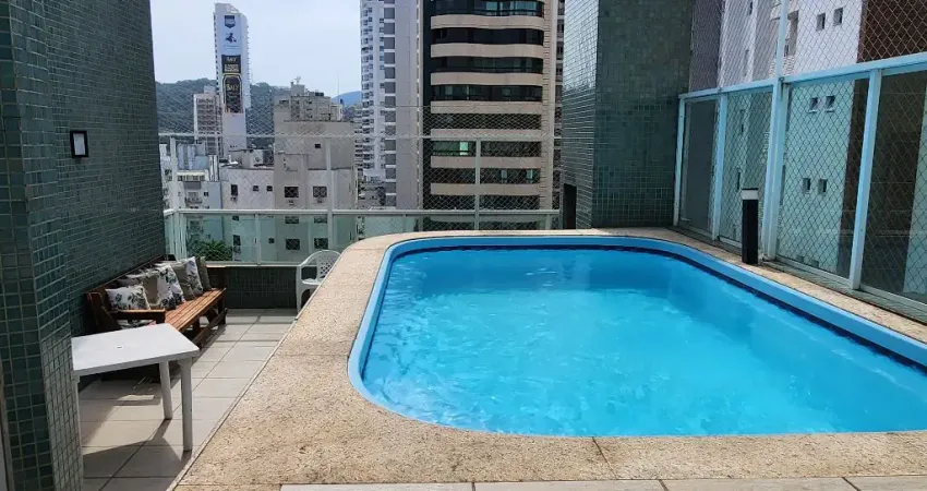 Cobertura duplex, 1 por andar, com piscina no Centro