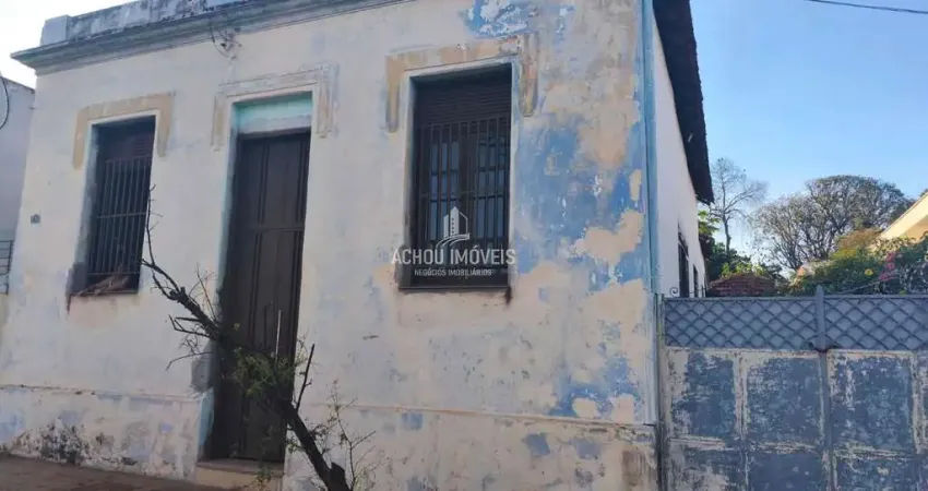 Casa com 2 quartos à venda na Avenida Duque de Caxias, Centro, Jaboticabal