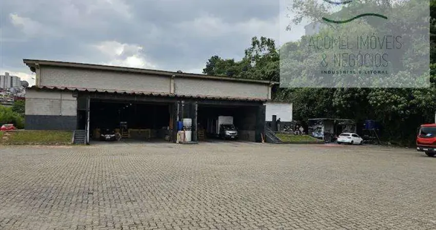 Galpões para locação em Embu no bairro Jardim Santa Bárbara