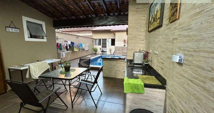 Casas no Litoral para venda em Praia Grande no bairro Vila Guilhermina