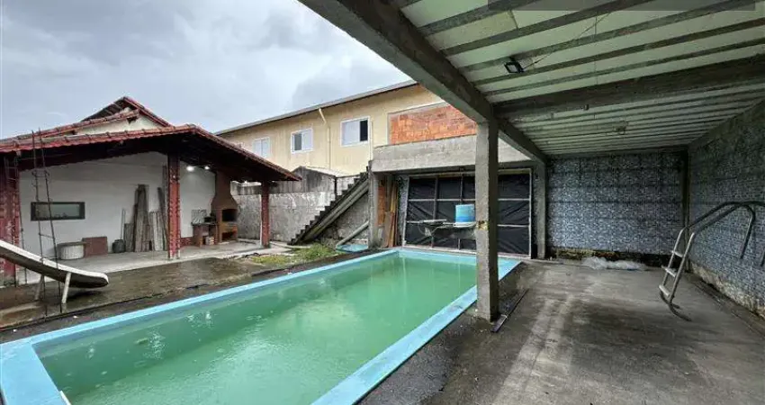 Casas no Litoral para venda em Praia Grande no bairro Vila Caiçara