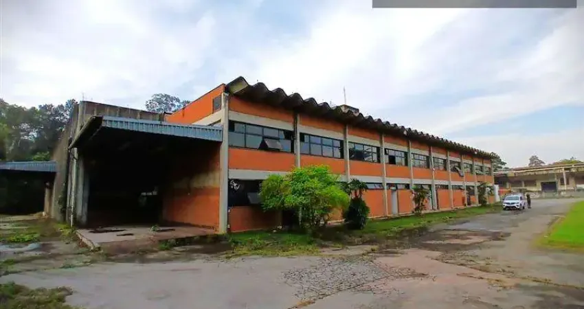 Barracão / Galpão / Depósito para alugar em Jordanésia, Cajamar