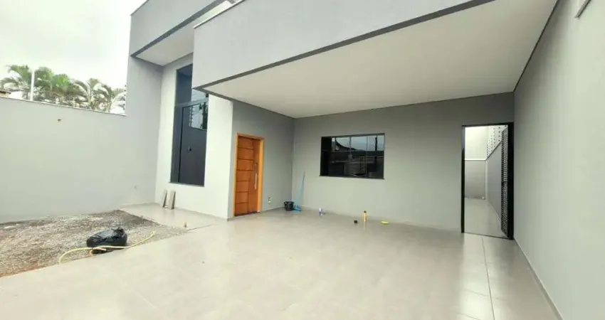Casa para Venda em Londrina, Jardim Planalto, 3 dormitórios, 1 suíte, 2 banheiros