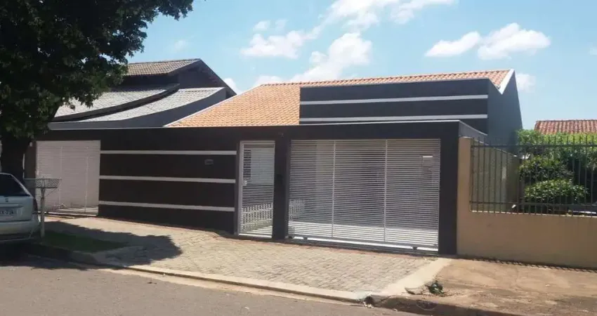 Casa para Venda em Londrina, Bandeirantes, 3 dormitórios, 1 suíte, 2 banheiros, 2 vagas