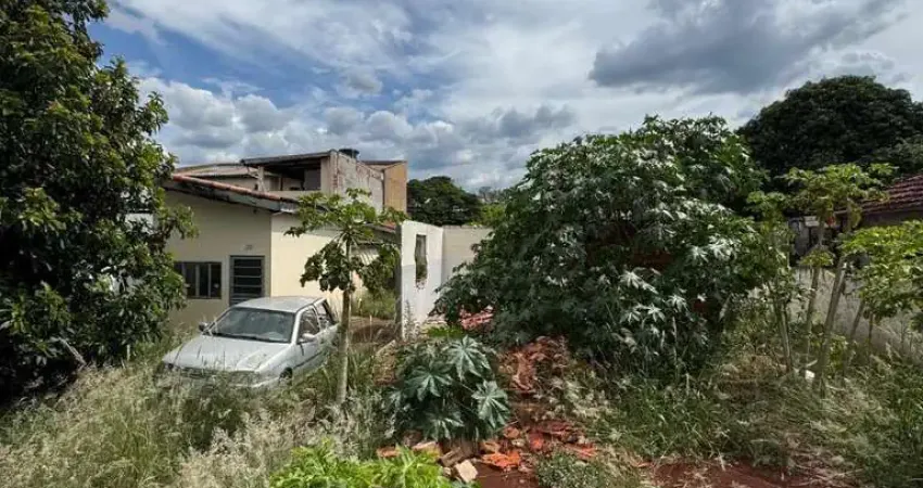 Terreno em Zona 08  -  Maringá