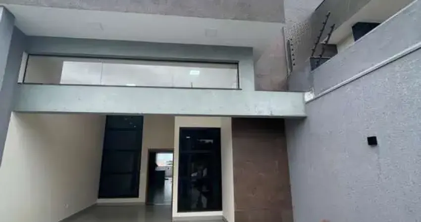 Casa em Parque Industrial  -  Maringá