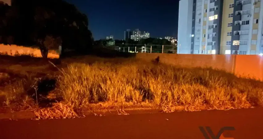 Terreno à venda na Rua Pioneiro Carlos João Basso, Jardim Itália II, Maringá