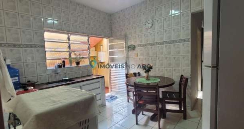 Casa Térrea a venda no bairro Taboão, Diadema