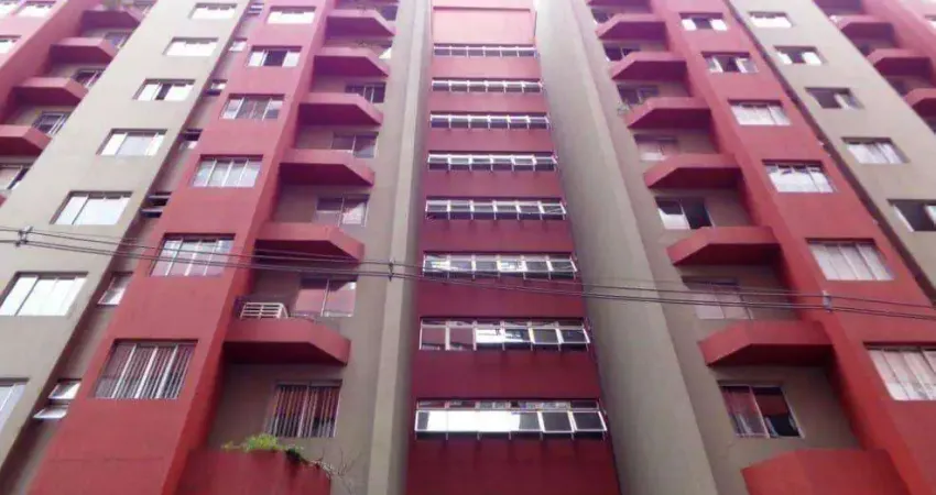 Sala à venda 37 m² dividida por 3 salas e 1 garagem Centro de Curitiba