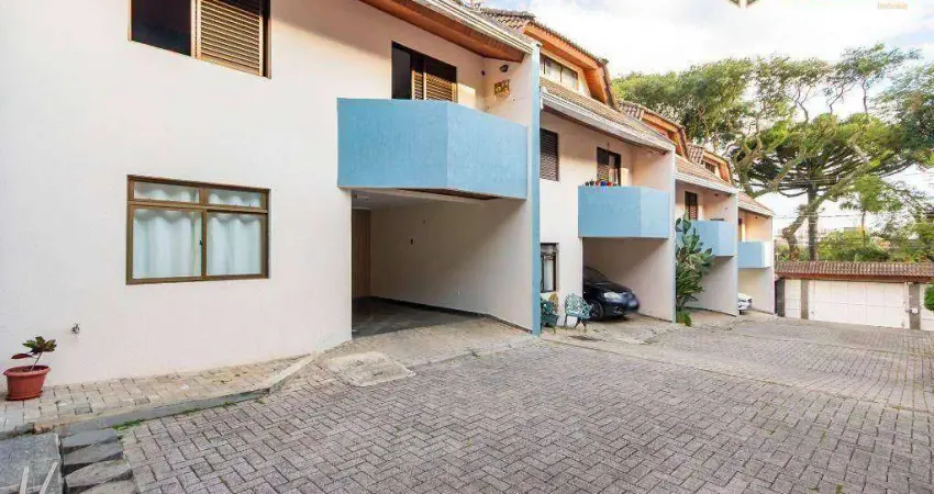 Sobrado com 4 dormitórios à venda, 150 m² por R$ 845.000,00 - Água Verde - Curitiba/PR